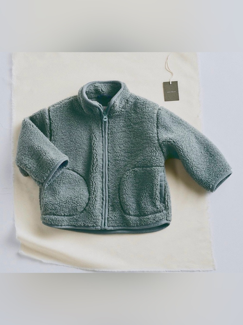 Brand new Zara fleece jacket kids size 5 (110)
